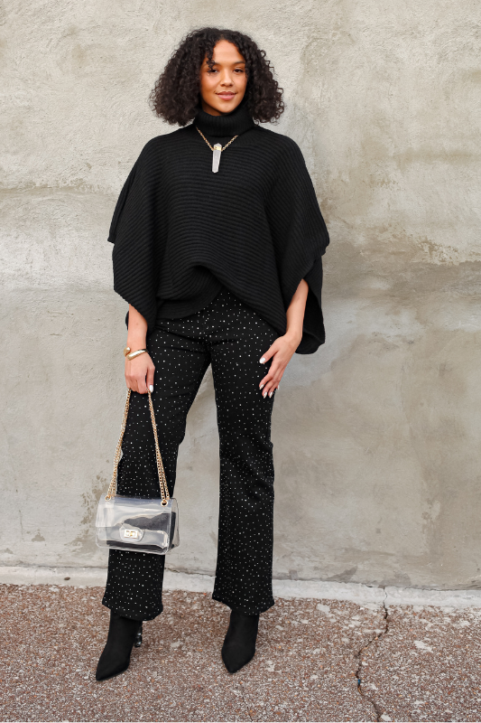 AMULET Crystal Pendant Necklace