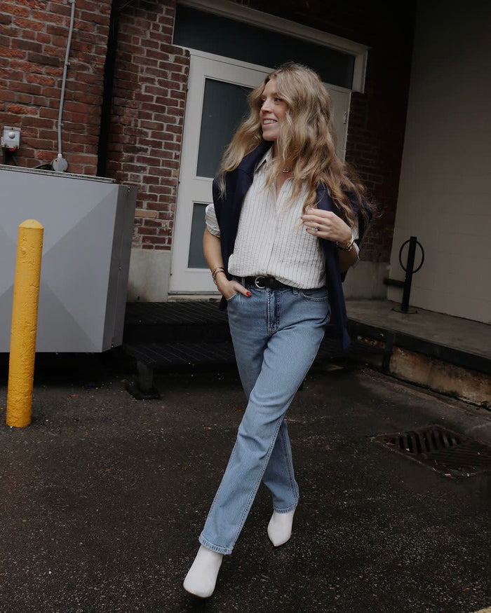 Medium Denim / 24 / Regular