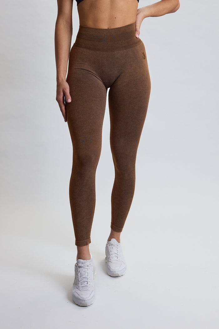 VENICE SEAMLESS SCRUNCH LEGGINGS DENIM BROWN