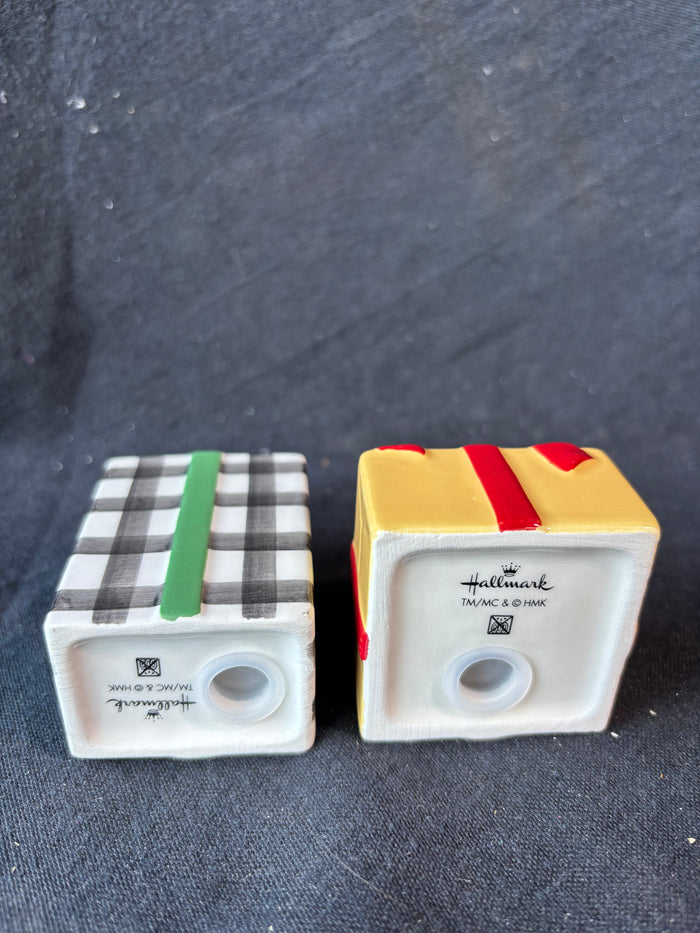Hallmark Ceramic Holiday Presents Salt & Pepper Shaker Set