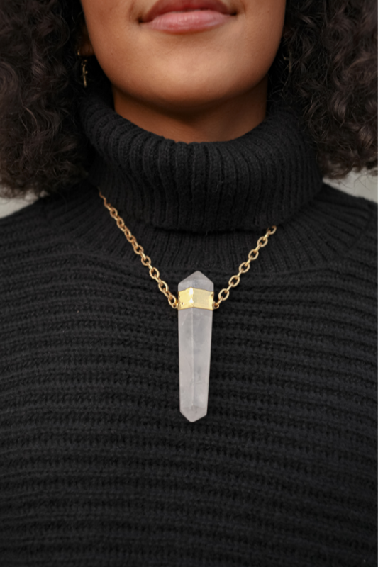 AMULET Crystal Pendant Necklace