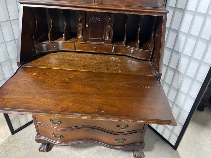 Antique Slant Front Secretary with Hutch***HEAVY ITEM*** READ DETAILS ON PICK UP POLICY***