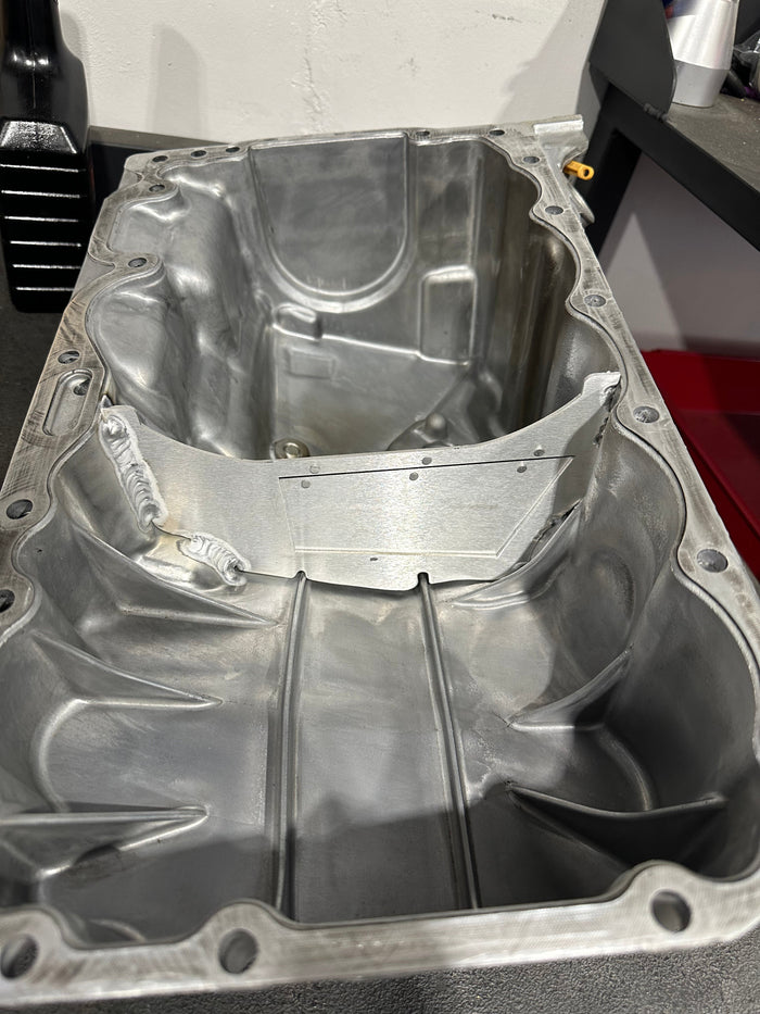 B48D Oil Pan Baffle (11138580122)