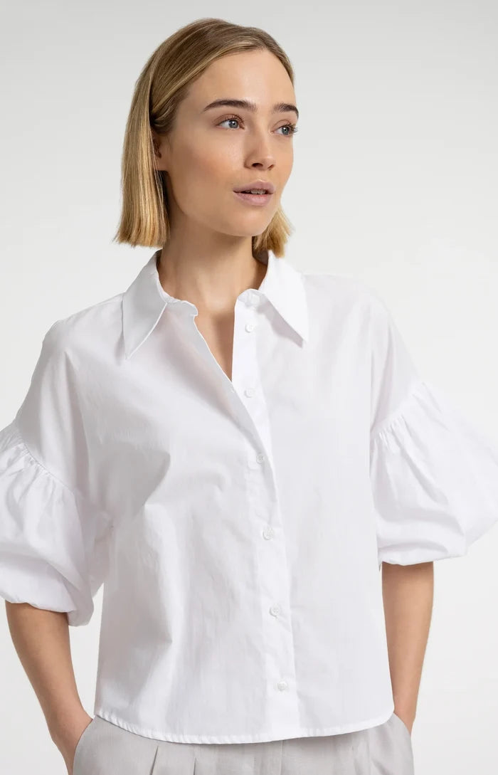 Balloon blouse