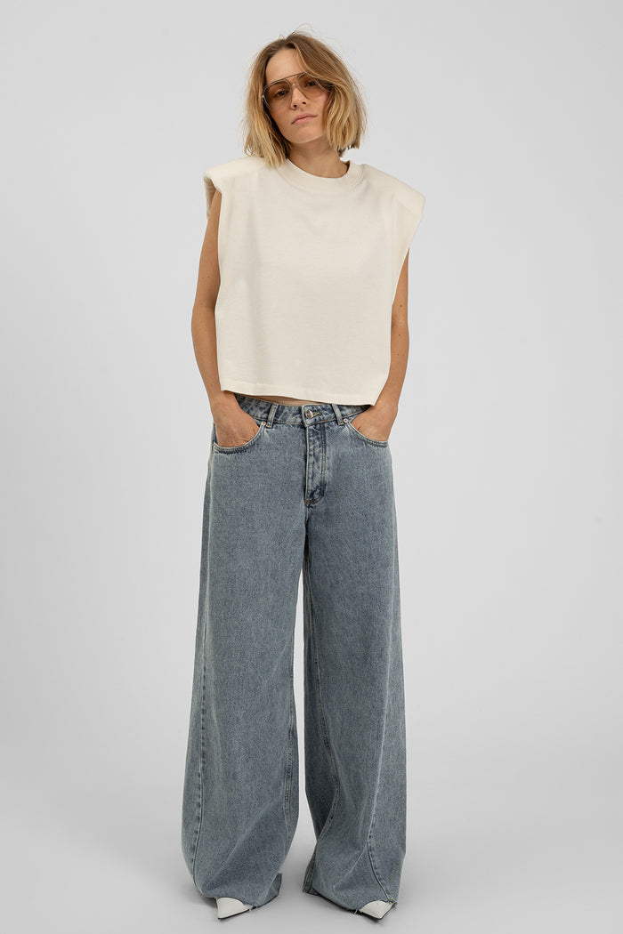 bp ICONIC 014 Shoulder Tee Buttercream