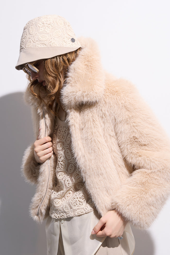 BUCKET HAT