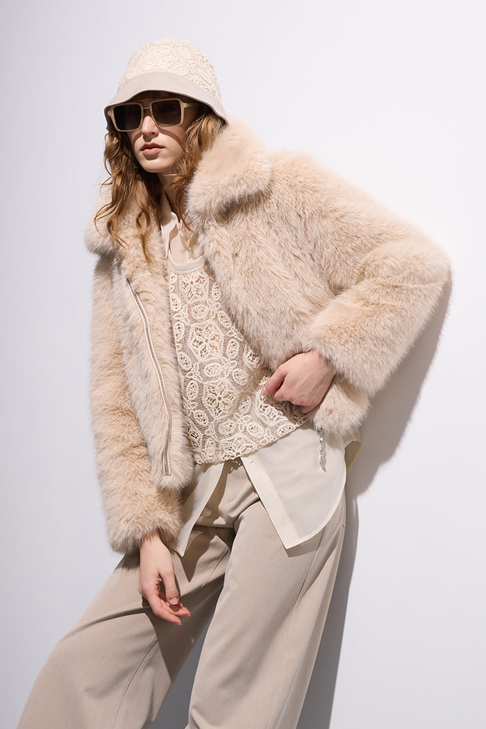 BUCKET HAT