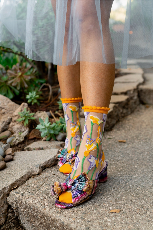 Calla Lily Ruffle Sheer Sock