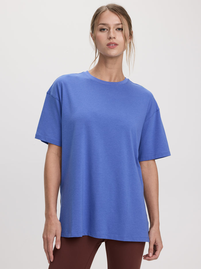 Crew-Neck Boyfriend T-Shirt - Hyba