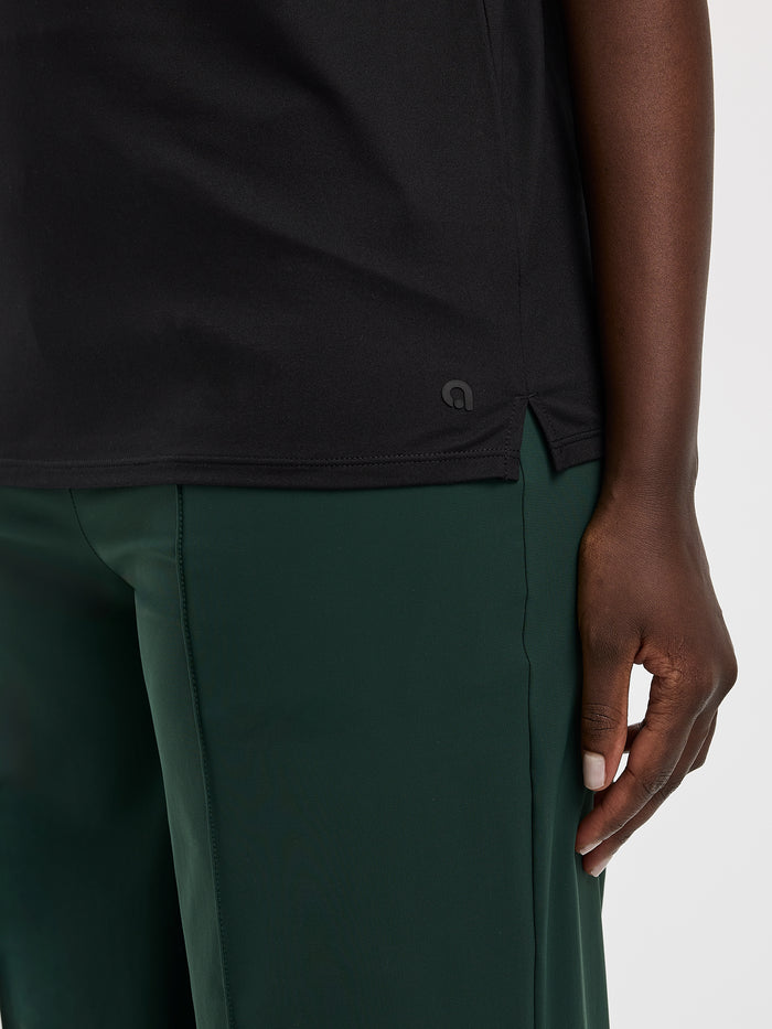 Crew-Neck T-Shirt- DRY-LUX (R) Hyba Essentials