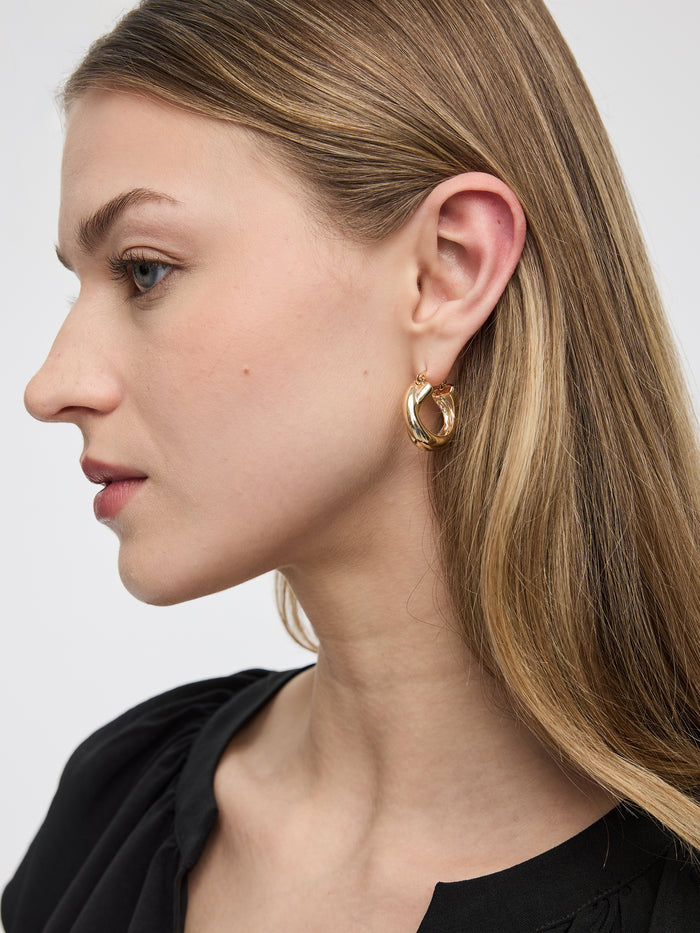 Criss-Cross Hoops