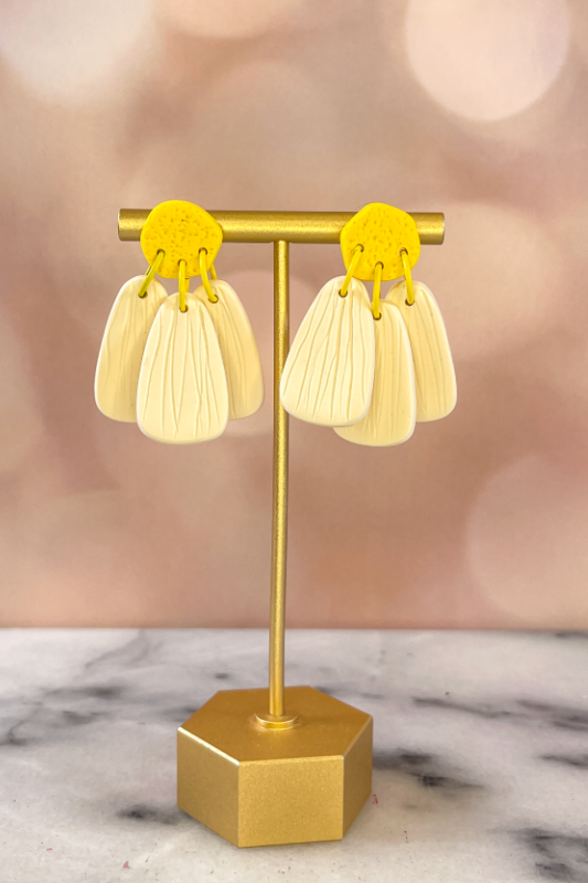 Daisy Drop Earrings