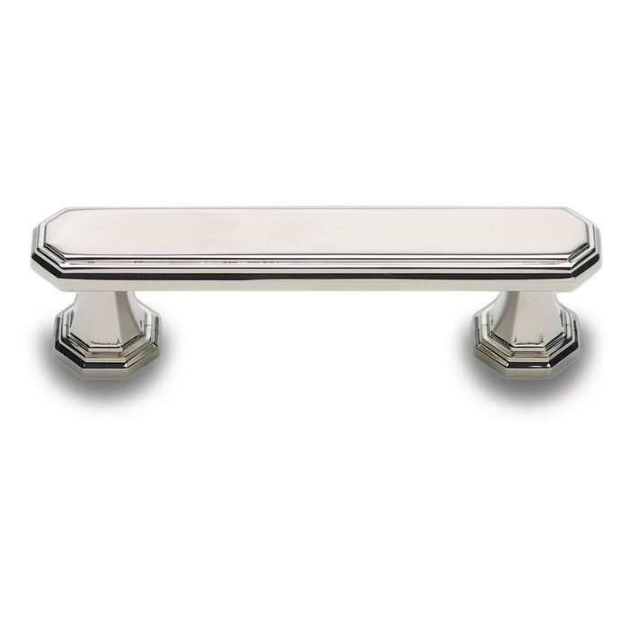 A sophisticated contemporary pull with ridged edges.