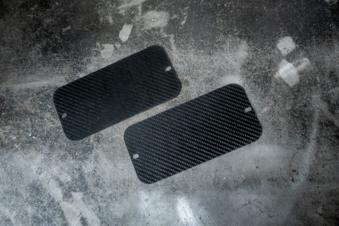 E30 Front Turn Signal Deletes - Carbon Fiber