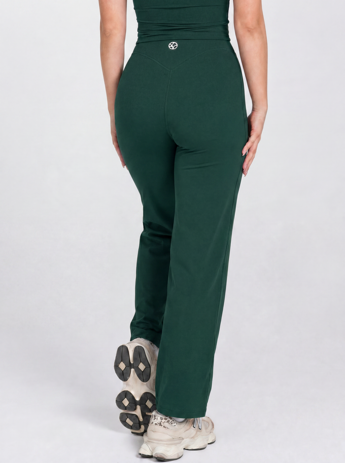 XS / Standard (31" inseam) / Forest Green