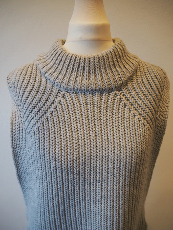 English Factory Grey Tabard Size s