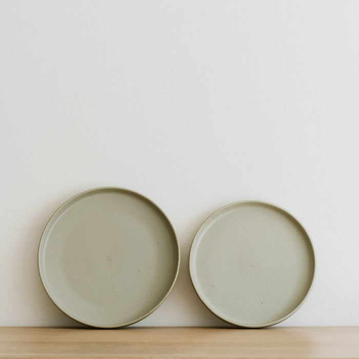 Dinnerware Fernwood Green Base Plate - 8"
