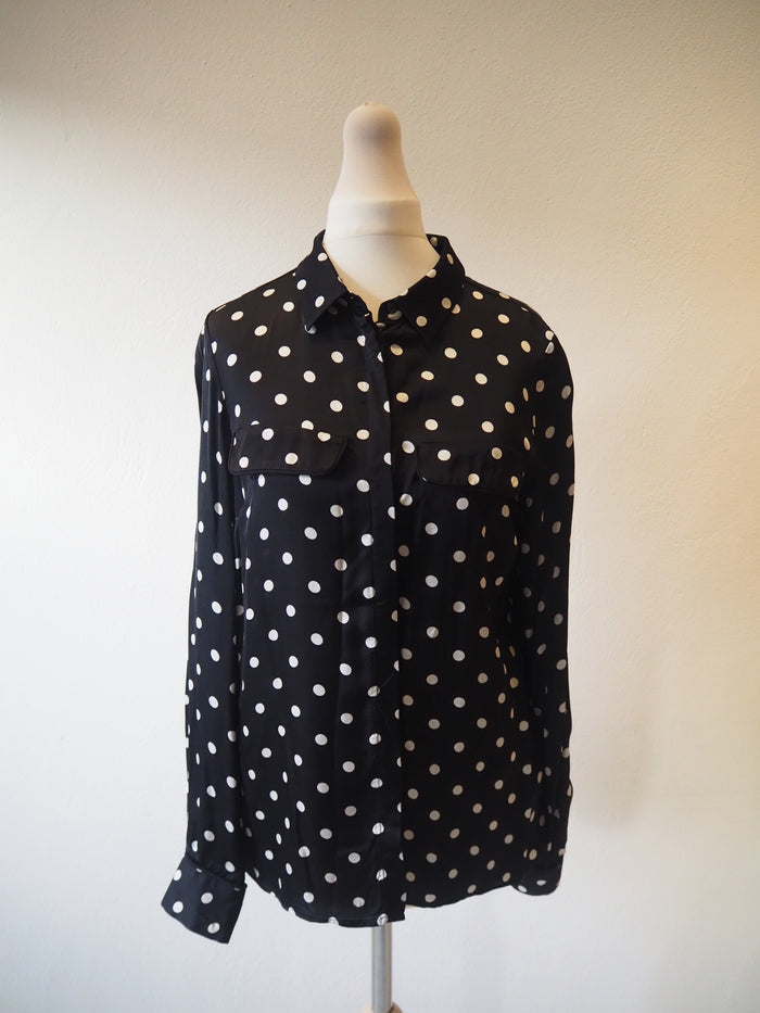 Guess Blk/Wht Spot Blouse Size 8