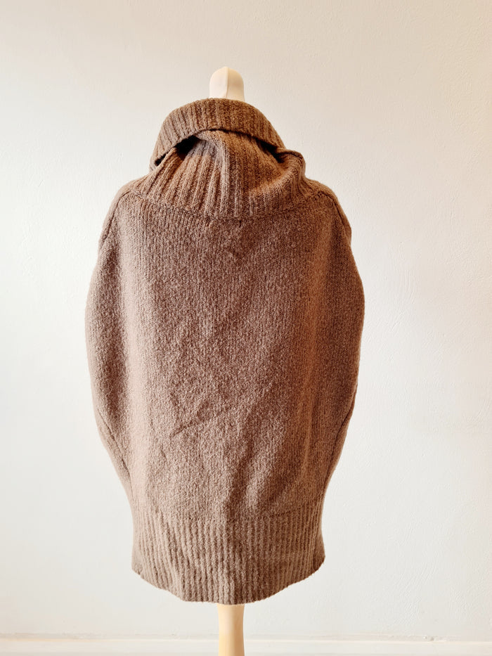Guess Brown Sleeveless Jumper M NEW