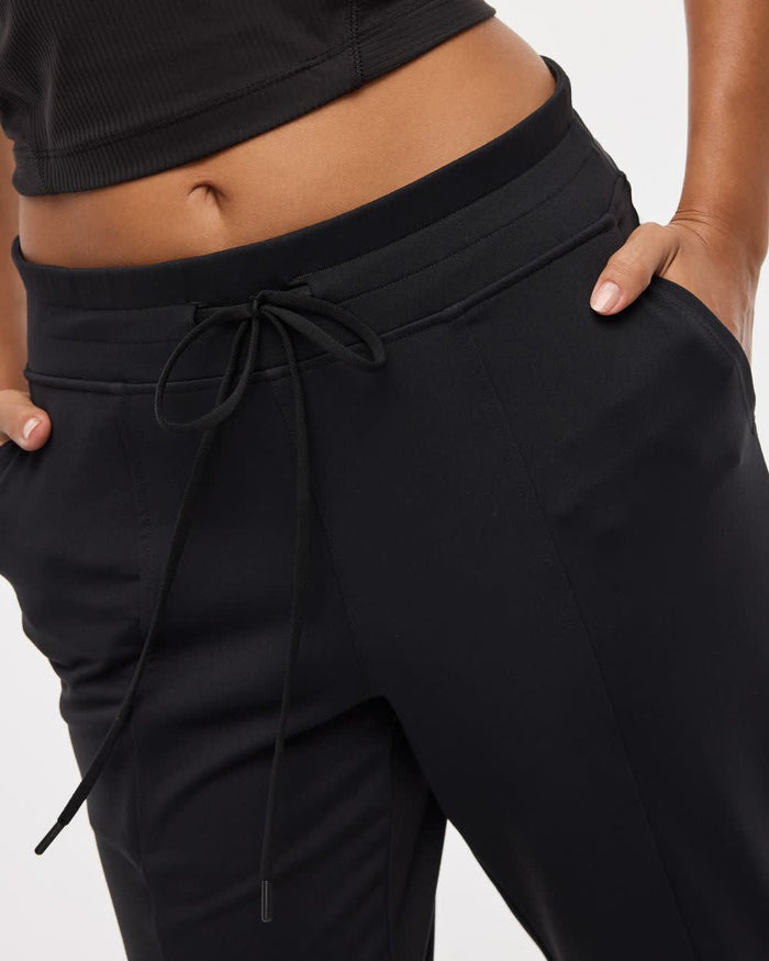 Knit Pants – Stretch Fabric – Urban Variation