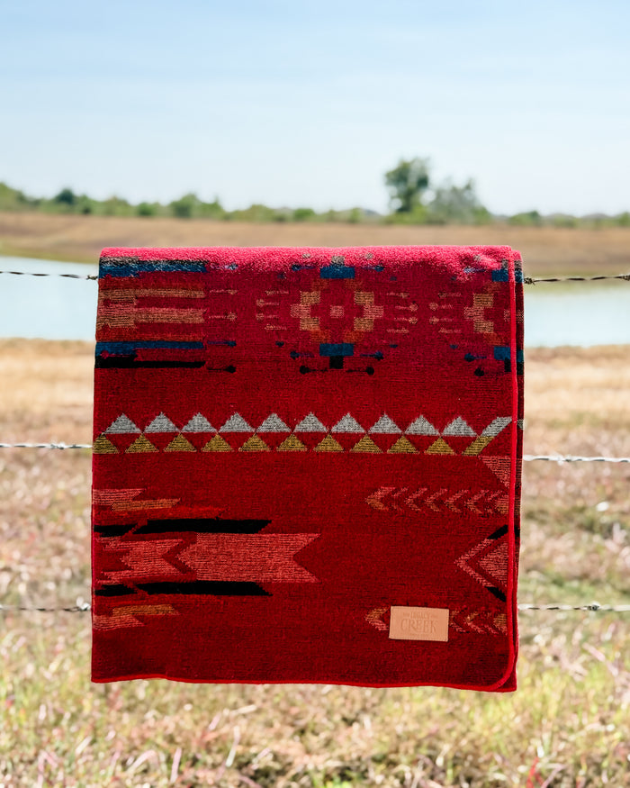Legacy Creek Corazon Wildfire Queen Blanket