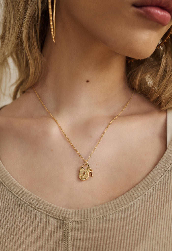 Spell women's Love Lock Charm Necklace in gold 22K gold-plated brass with lock and key pendant