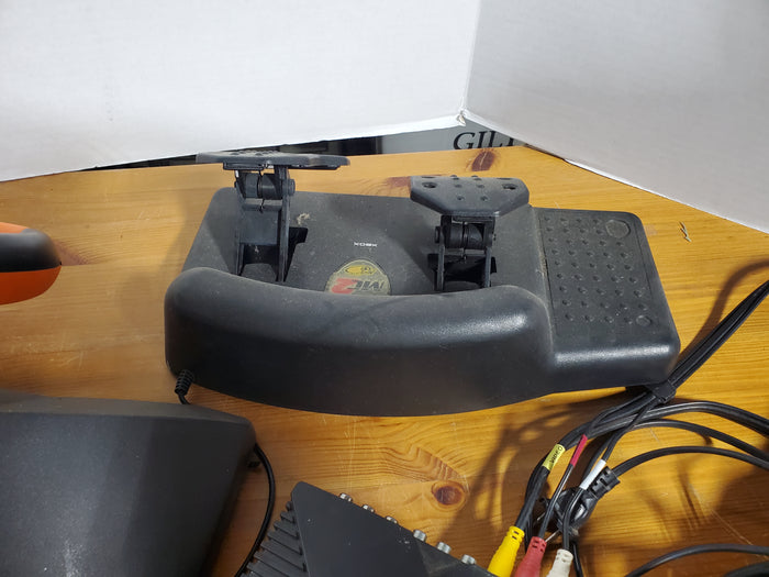 MadCatz MC2 Xbox Steering Wheel with Gas and Brake Pedal UNTESTED