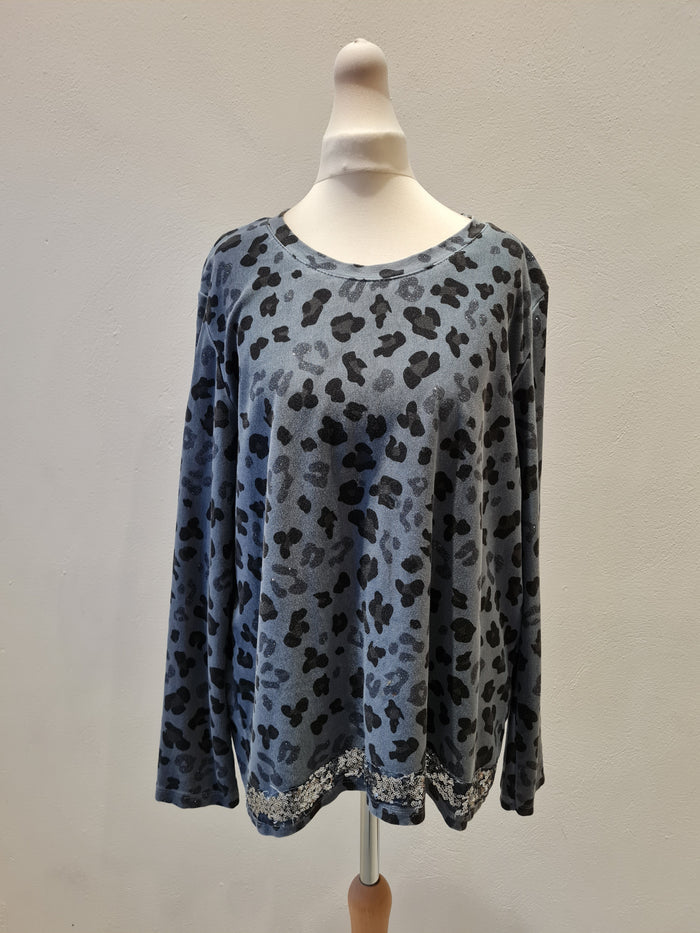 Made in Italy Grey Animal Print Embellished Top Medium
