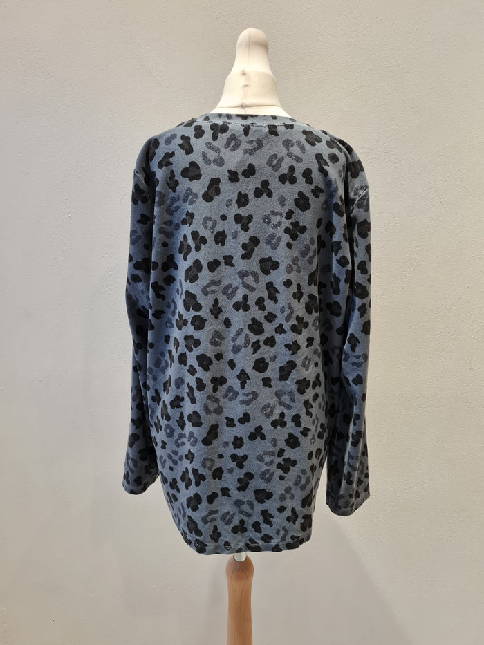 Made in Italy Grey Animal Print Embellished Top Medium