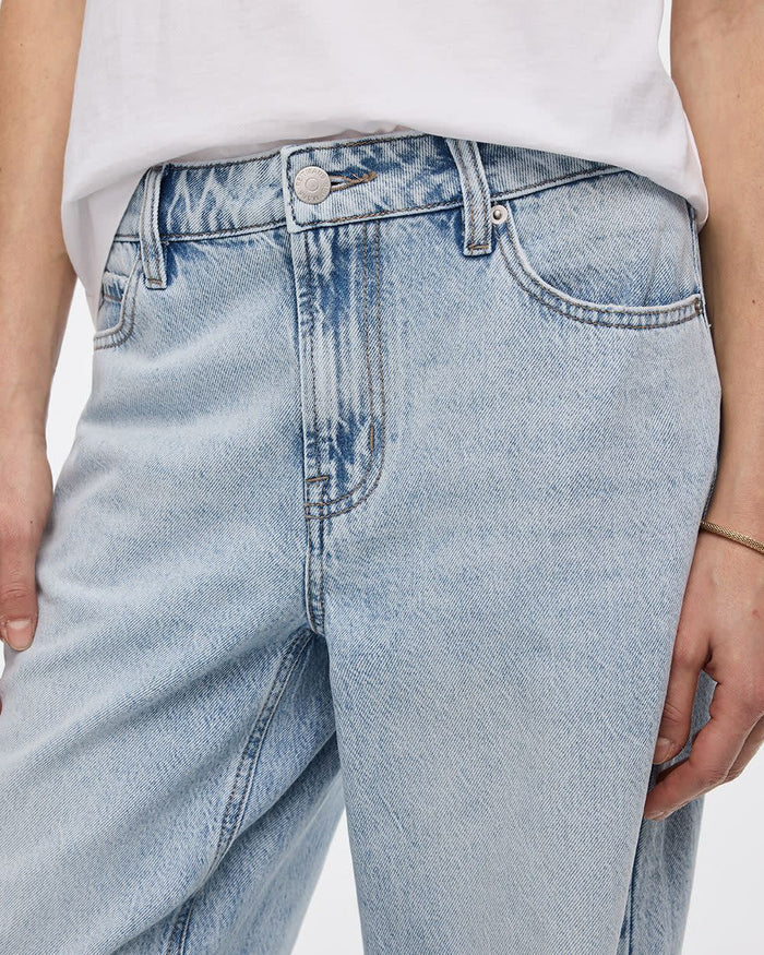 Mid-Rise Ripped Baggy Jean