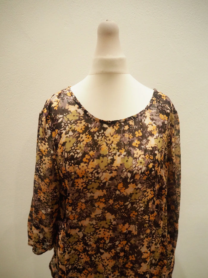 Monsoon Flower Top 16 new