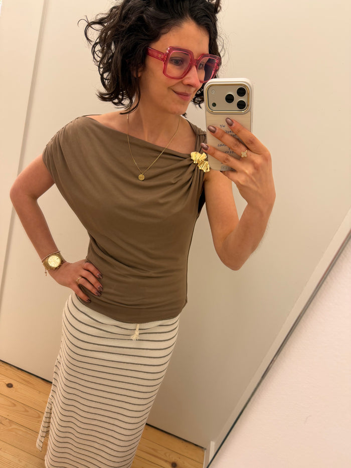 Off shoulder top