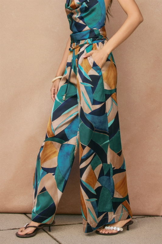 Palm Mirage Looped Belt Pant