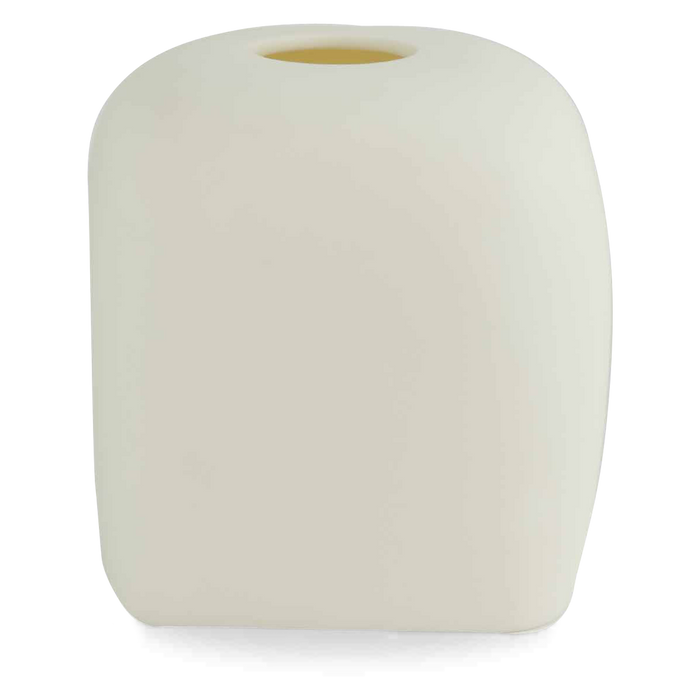 The Resin collection is a  modern set of home accessories made of resin.