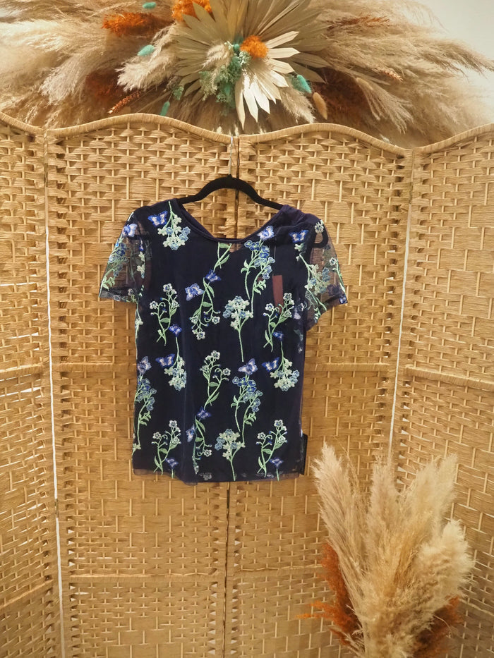 Roman Navy & Green Top Size S