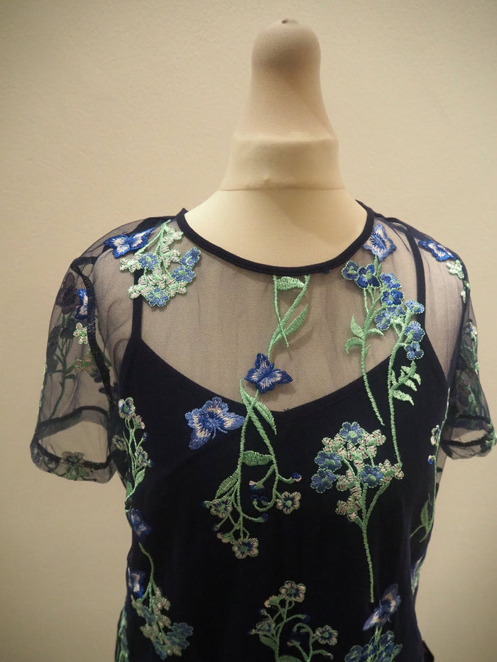 Roman Navy & Green Top Size S
