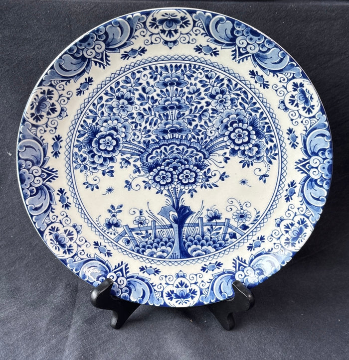 Royal Delft “Delftsblauw” Hand-Painted Ceramic Wall Plate – De Porceleyne Fles