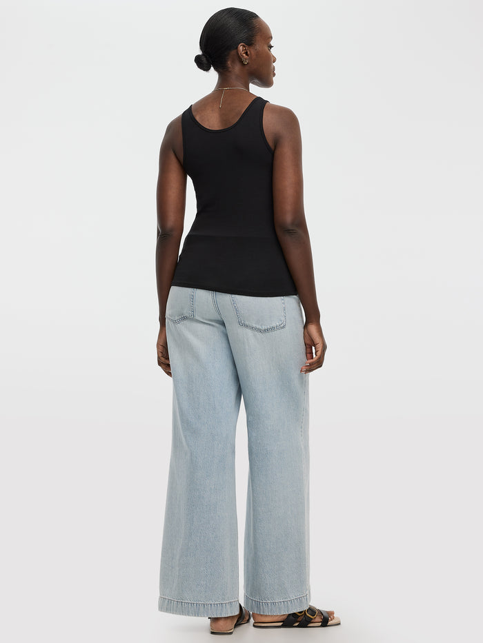 Scoop-Neck Tank Top - R Essentials