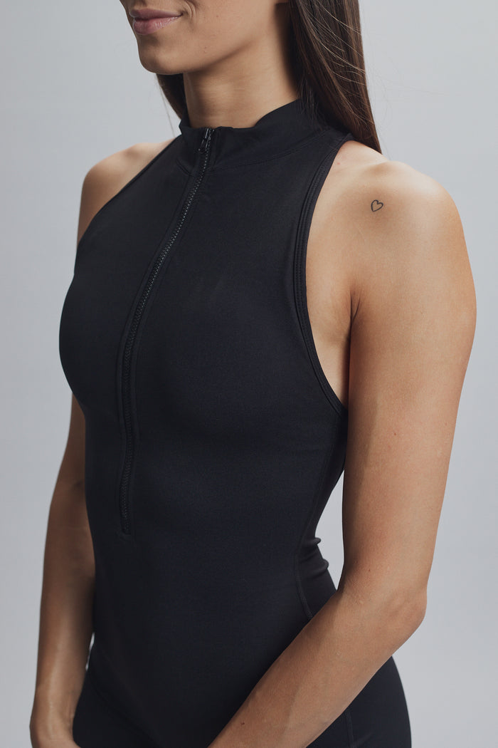 SECOND SKIN SCRUNCH ONESIE SHORT BLACK