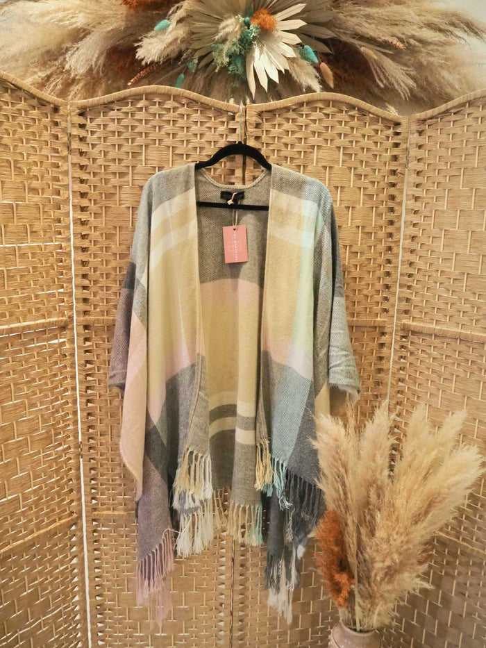 Steve Madden check shawl