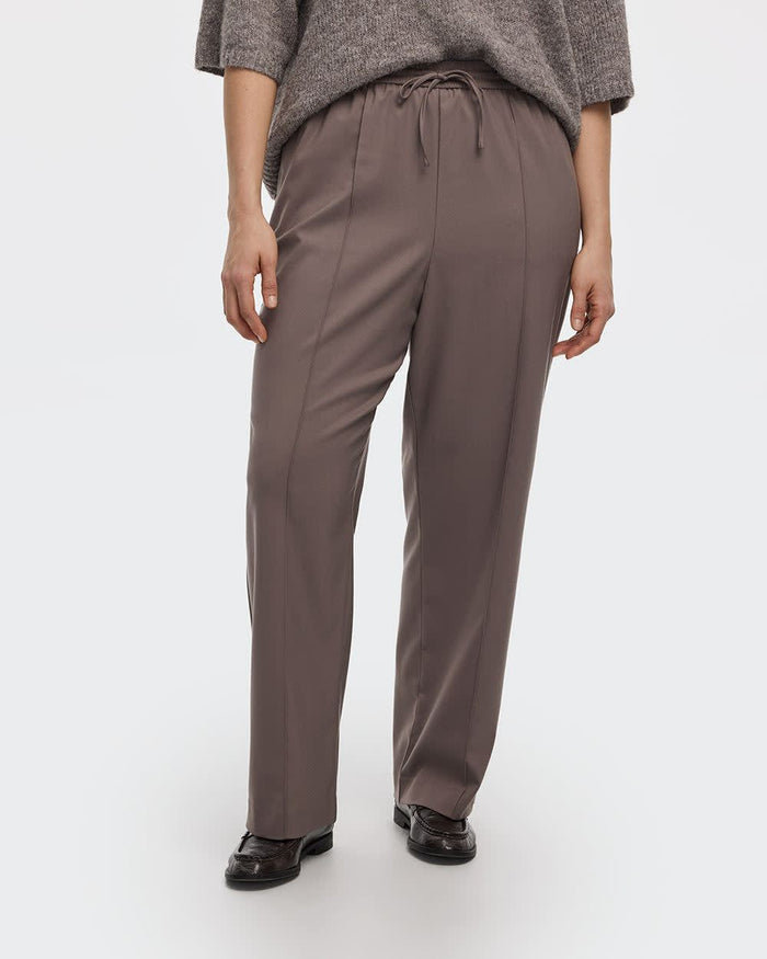 Straight-Leg Pintuck Pant