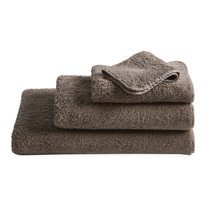 Indulge in the exceptional quality and softness of the Super Pile towel collection.