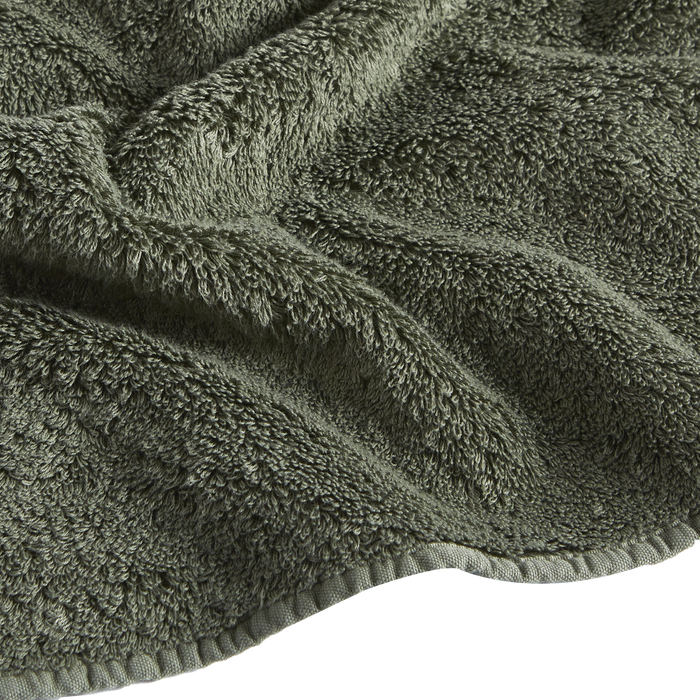 Indulge in the exceptional quality and softness of the Super Pile towel collection.