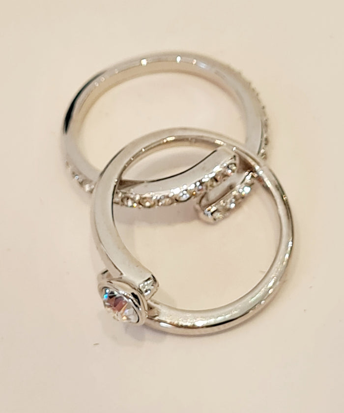 Swarovski 2 Twist Ring (silver Tone)