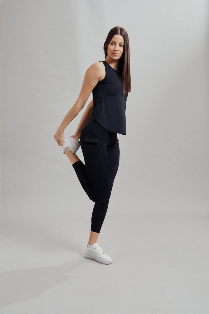 TERRA SLEEVELESS SHIRT BLACK