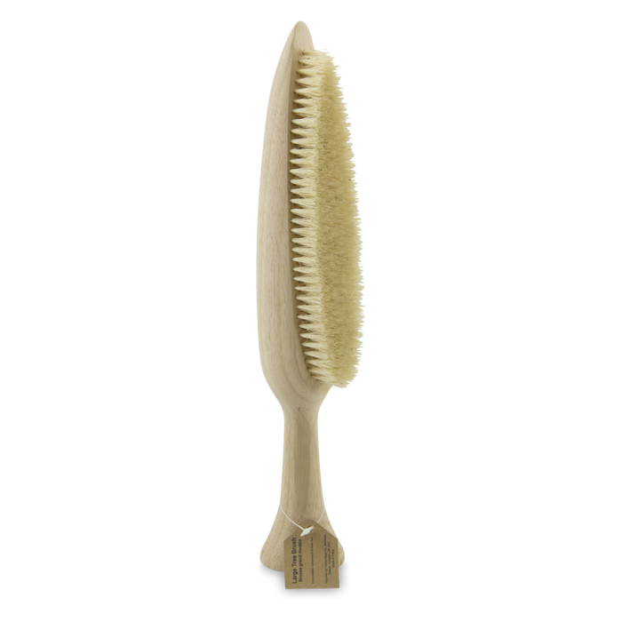 The Tree Brush is a sophisticated bathing brush that can be used to both wash and exfoliate your skin.