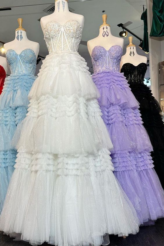 Unique Prom Dress 2024 Sweetheart Strapless Tiered Tulle