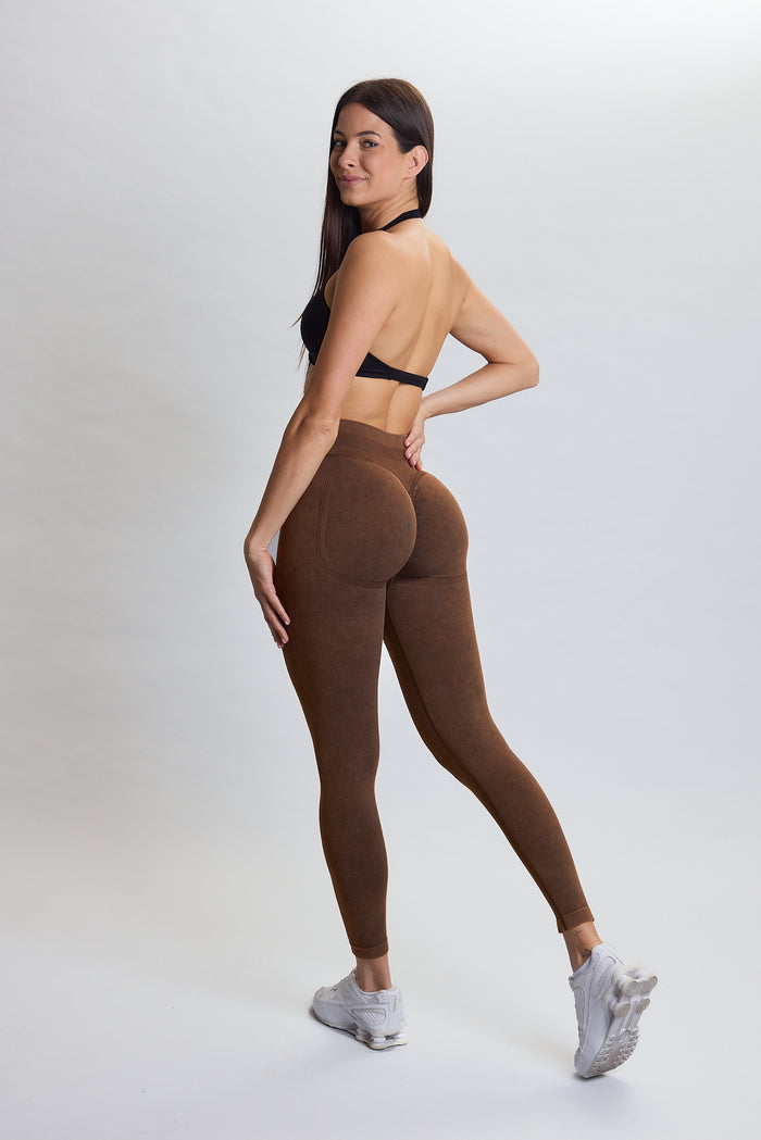 VENICE SEAMLESS SCRUNCH LEGGINGS DENIM BROWN