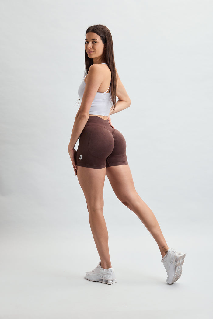 VENICE SEAMLESS SCRUNCH SHORTS DENIM BROWN