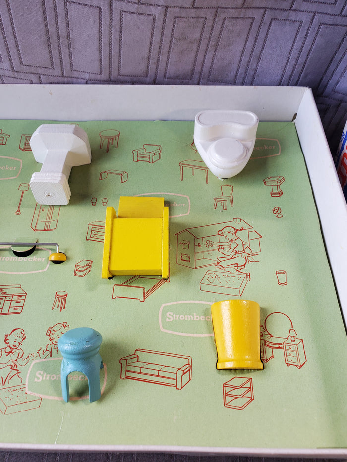 Vintage Strombecker True Scale Play Furniture Bathroom Set Model No. 74-200 (A)